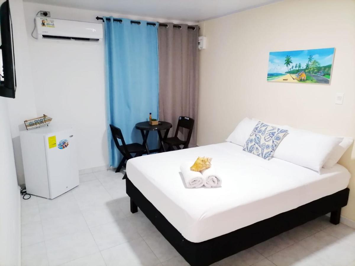 Aparta Hotel Jhonny Cay San Andrés エクステリア 写真